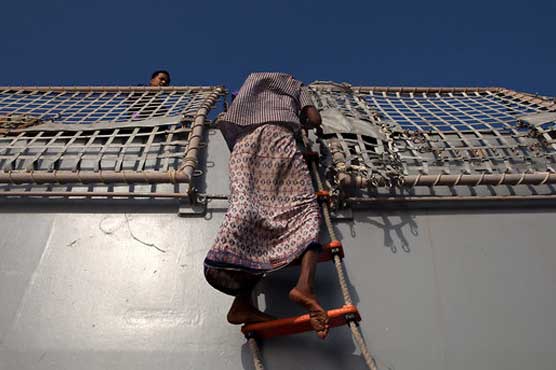Somali pirates seize Iranian fishing vessel 