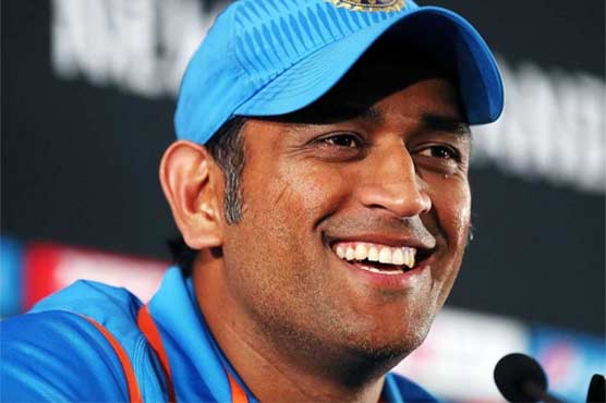 Is Dhoni losing his Midas touch? 