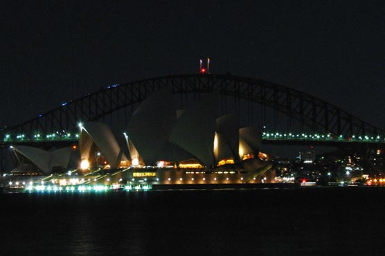 Lights out in Australia as Earth Hour kicks off