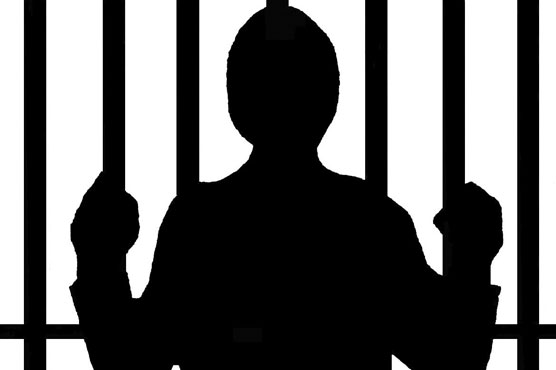 Patwari arrested in Lahore for taking bribe