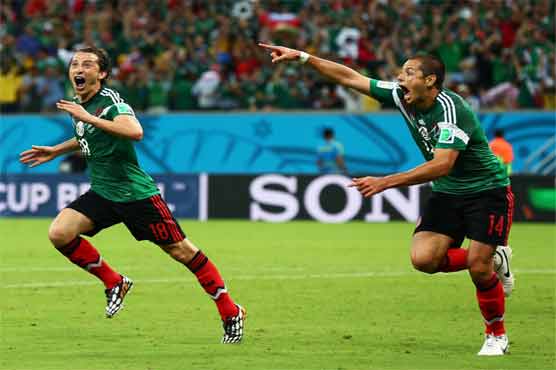 'Chicharito' goal lifts Mexico 1-0 over Ecuador