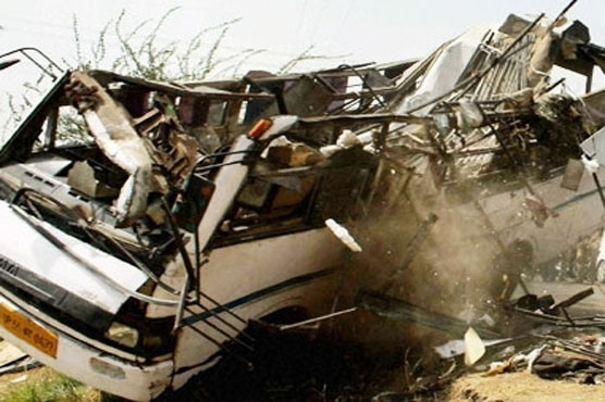 11 killed as bus plunges into gorge in eastern India