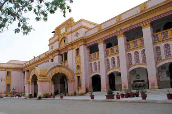 Sessions court reserves verdict over power of attorney in Khan's defamation suit