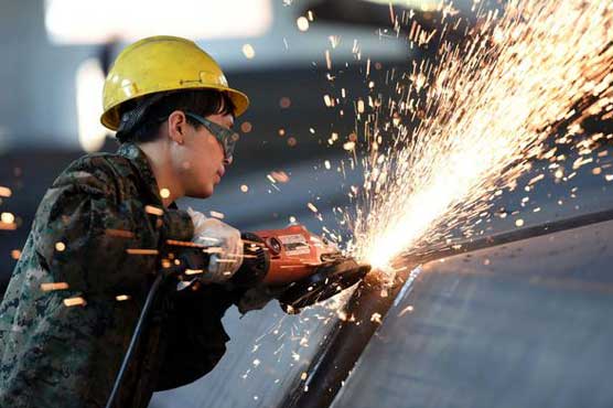 China manufacturing activity grew slightly in April: govt