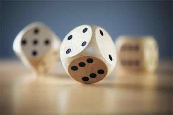 South Dakota town rolls the dice to decide next mayor