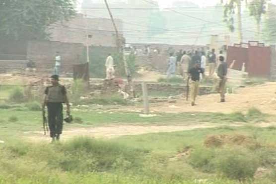 Sadiqabad: Exchange of fire continuing for six hours between police, dacoits