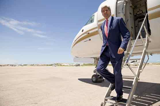 War-torn Somalia 'turning around', Kerry says in landmark visit
