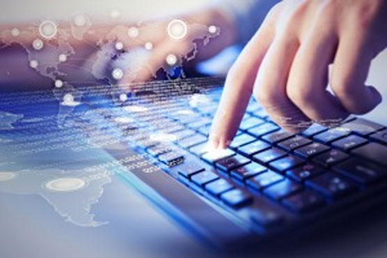 Study: Top tech firms bypassing Asian workers for exec jobs