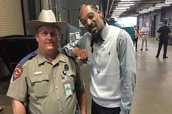 Texas' top officer: Snoop Dogg a 'dope smoking cop hater'