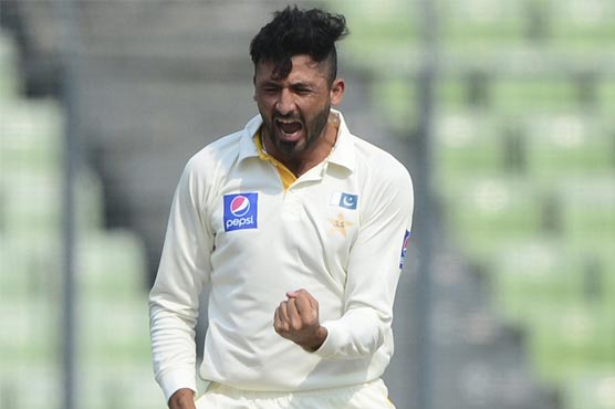  Pakistan takes big lead vs Bangladesh, gets 5 wickets for 107