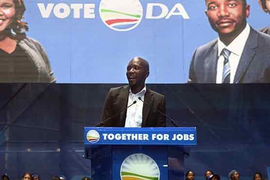 S.Africa opposition set to elect first black leader