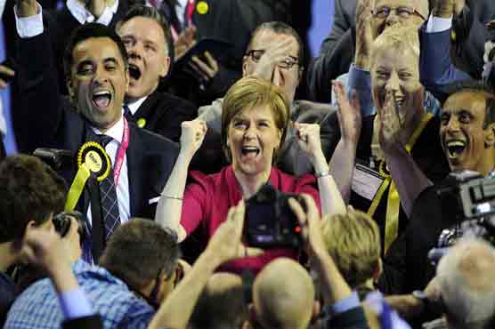 'Lion roars' as Scottish nationalists score historic sweep