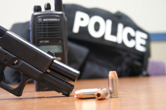 Policemen robbed advocate after arresting him in Gujranwala