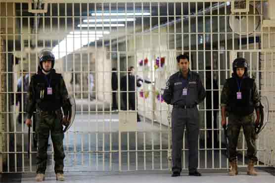 30 prisoners killed, 40 escape in Iraq jail break