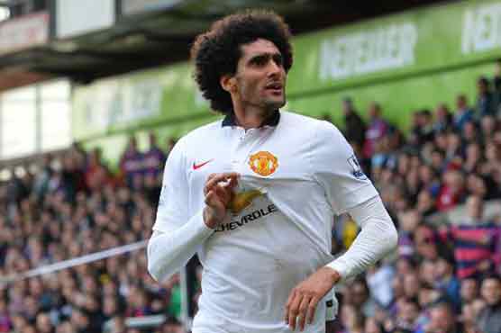 Football: Fellaini keeps his head to give United top-four boost