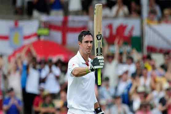 Pietersen boosts England recall bid with career-best triple century