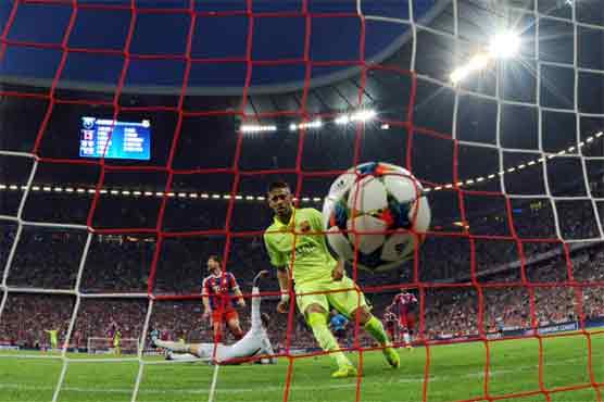 Football: Barca survive Bayern fightback to reach final
