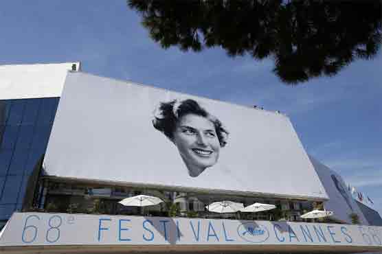 Women take spotlight as Cannes film fest opens 