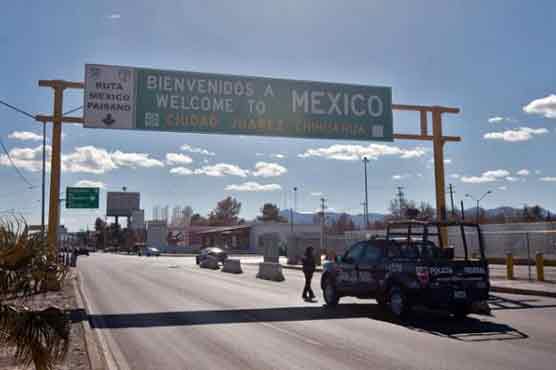 Six dead in small plane crash in Mexico