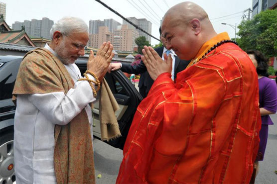 Indian PM meets China's Xi on home ground