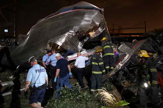 Eighth victim found dead after US train crash, as probe deepens