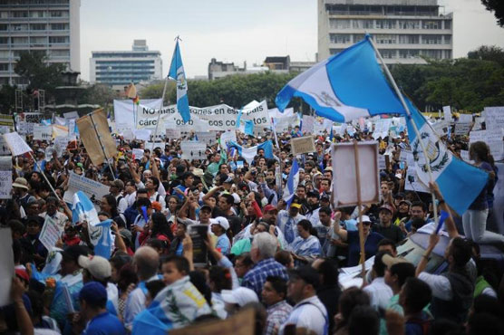 Guatemalans push for resignation of president