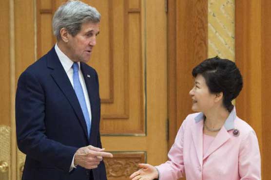 Kerry discusses security in Seoul after North Korea muscle flexing