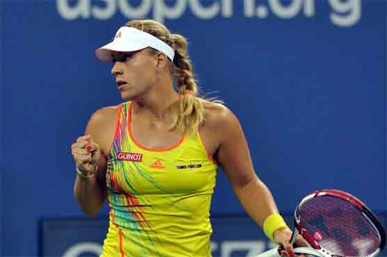 Kerber and Vinci advance at Nuremberg Cup