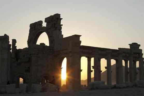 Islamic State enters ruins of Syria's Palmyra: monitor