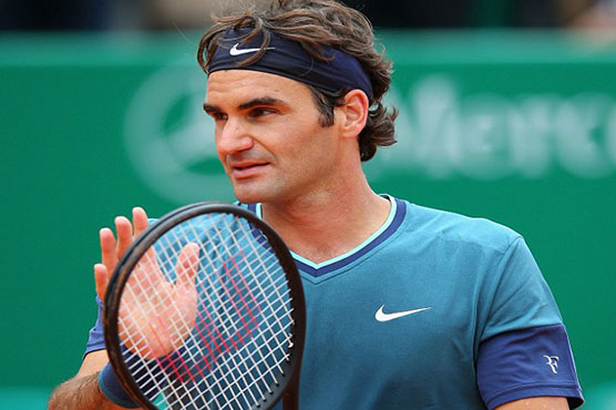 Tennis: Federer brings curtain up on French Open