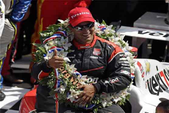 Auto Racing: Montoya edges Power to win 99th Indy 500