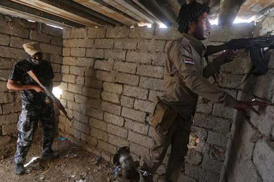 Iraq forces take up positions on Ramadi outskirts