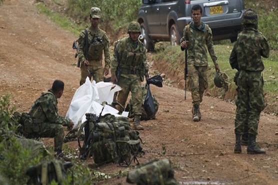 Six soldiers, guerillas die in fresh Colombia clashes