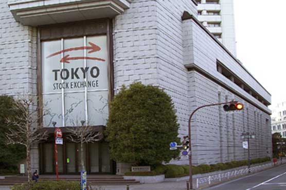 Tokyo investors eye US data next week