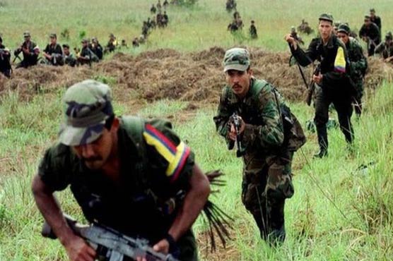 Colombian govt, FARC rebels begin clearing landmines