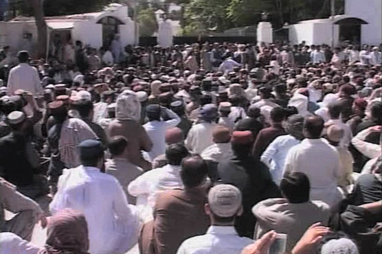 Relatives refuse to bury Mastung carnage victims, stage sit-in outside Governor House
