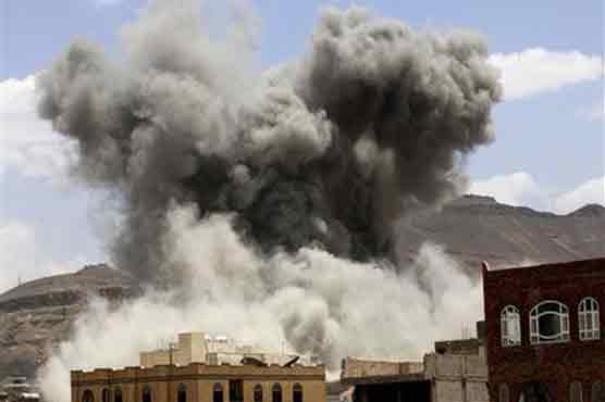 Coalition pounds Yemen capital despite UN envoy arrival