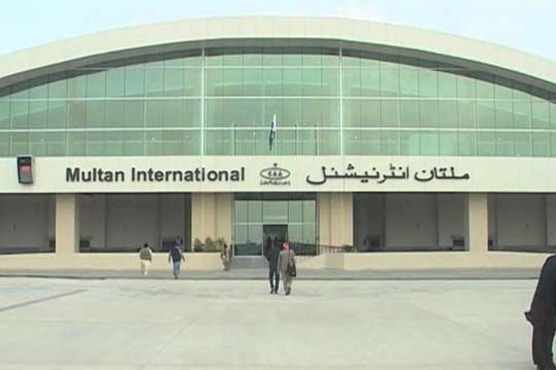 Multan: Aircraft's wheels bursts during landing, no one gets injured