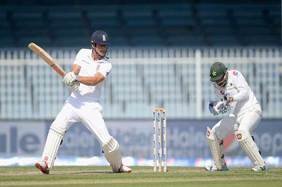 Day 2: England 87-1 in reply to Pakistan's 234 in third Test
