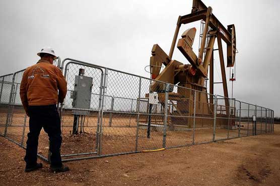 Oil prices flat in Asia on US data and supply concerns