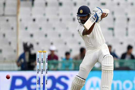 Elgar calls the tune as India struggle in first Test