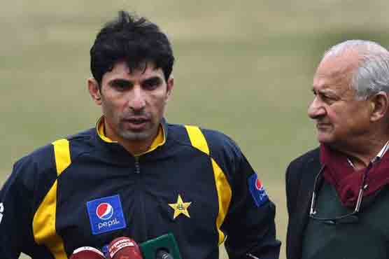 Will not let Misbah take retirement: Shahrayar Khan