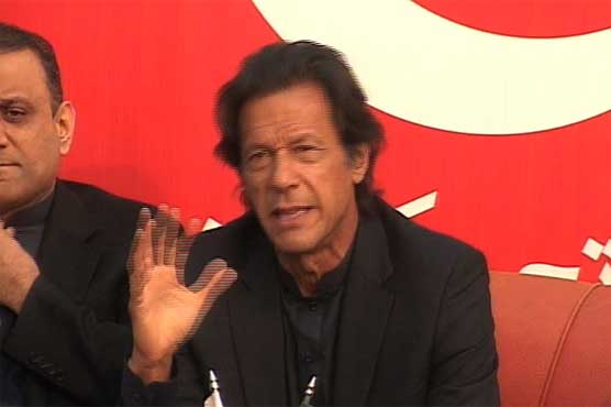 Imran Khan apologises to journalist, appeals not to ask question about Reham