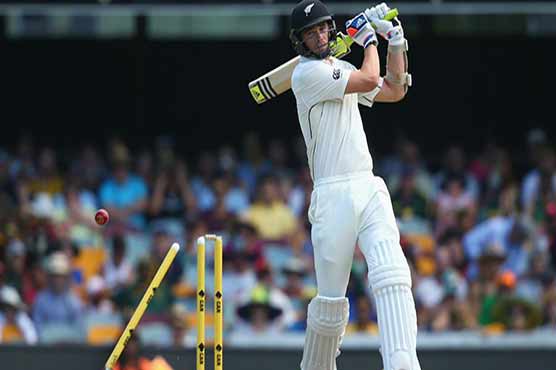 New Zealand all out for 317 in 1st Australia Test