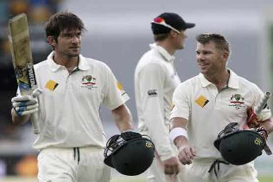 Burns ditches plan to swing his way to Test ton