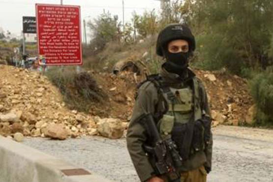 Israeli troops in Hebron crackdown after shootings
