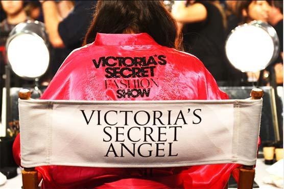 Victoria Secret hosts annual fashion show