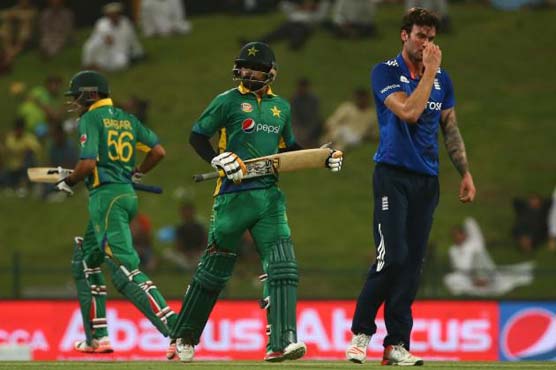 England win 2nd ODI by 95 runs