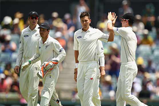 Australia 486-4 at lunch against New Zealand
