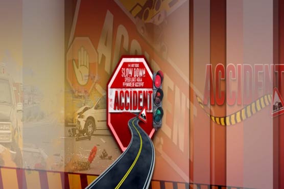 One killed, two injured as car overturns in Quetta